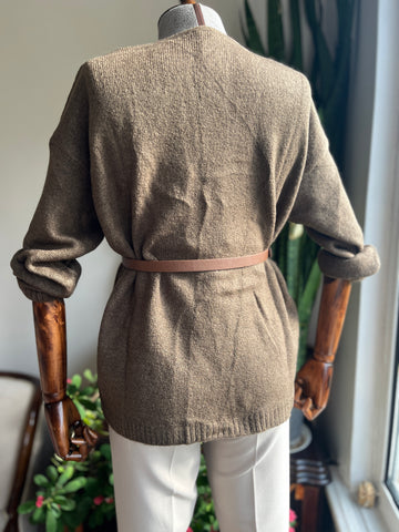 Women's Cozy V-Neck Soft Knit Sweater - Stylish and Warm for Everyday Comfort