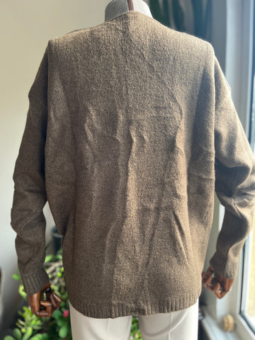 Women's Cozy V-Neck Soft Knit Sweater - Stylish and Warm for Everyday Comfort