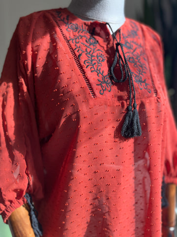 Floral Embroidered Transparent Blouse with Tassel Details – Stylish 3/4 Sleeve Textured Top