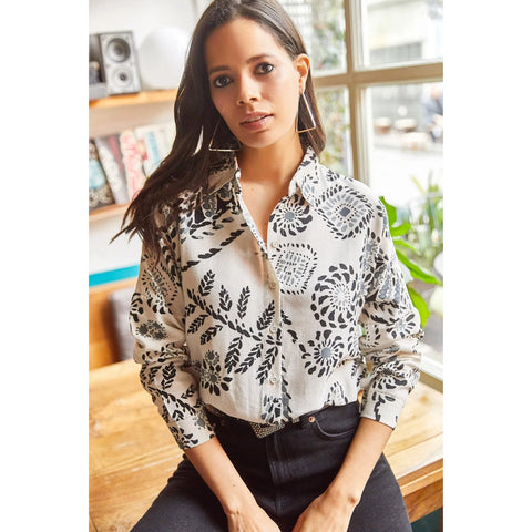 Black White Oval Bat Oversize Linen Viscose Woman Blouse With Pocket,Vintage Blouse,Floral Pattern Blouse, Gift For Her, Collar Blouse